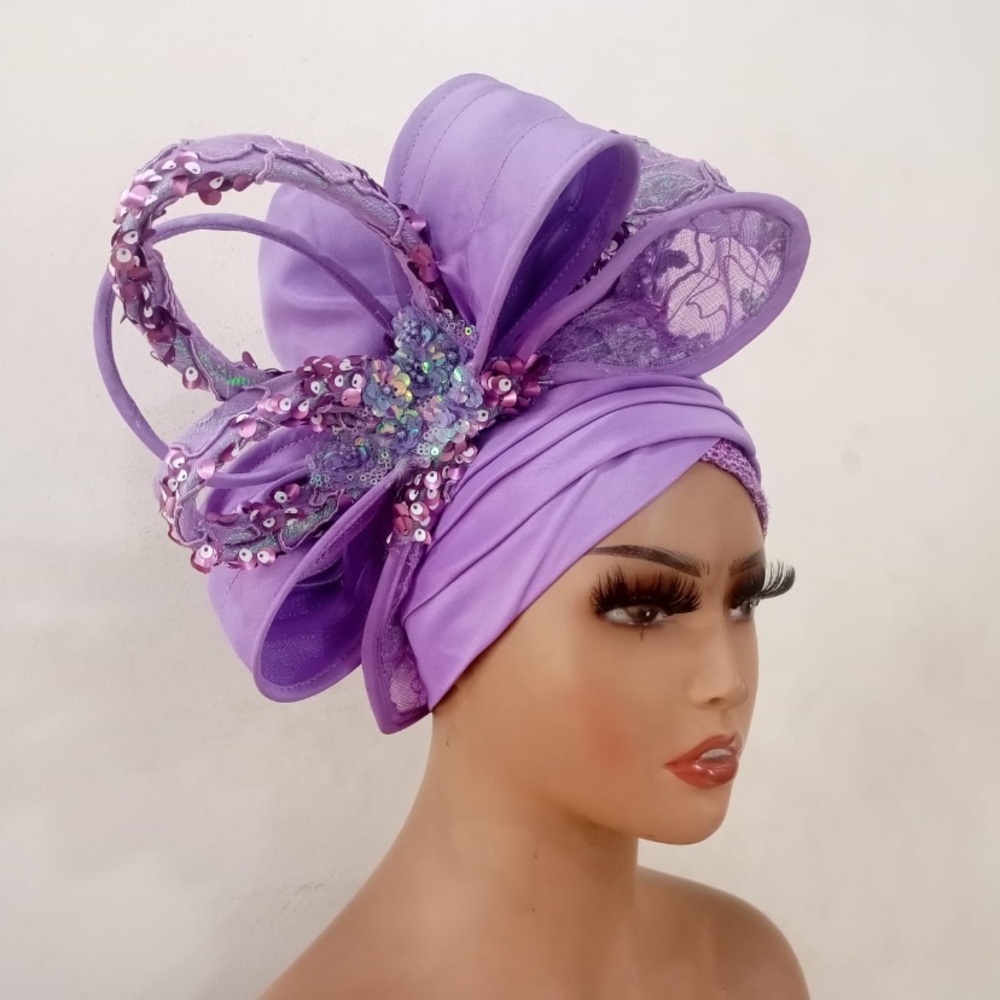 Elegant Purple Sequin Head-wrap

ALL REASONABLE OFFERS ACCEPTED 

GEL3 0226